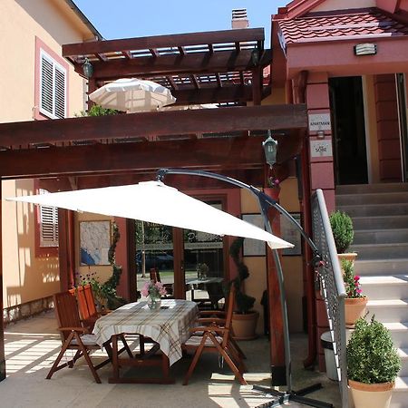 Apartments Dragovic Nikšić Dış mekan fotoğraf