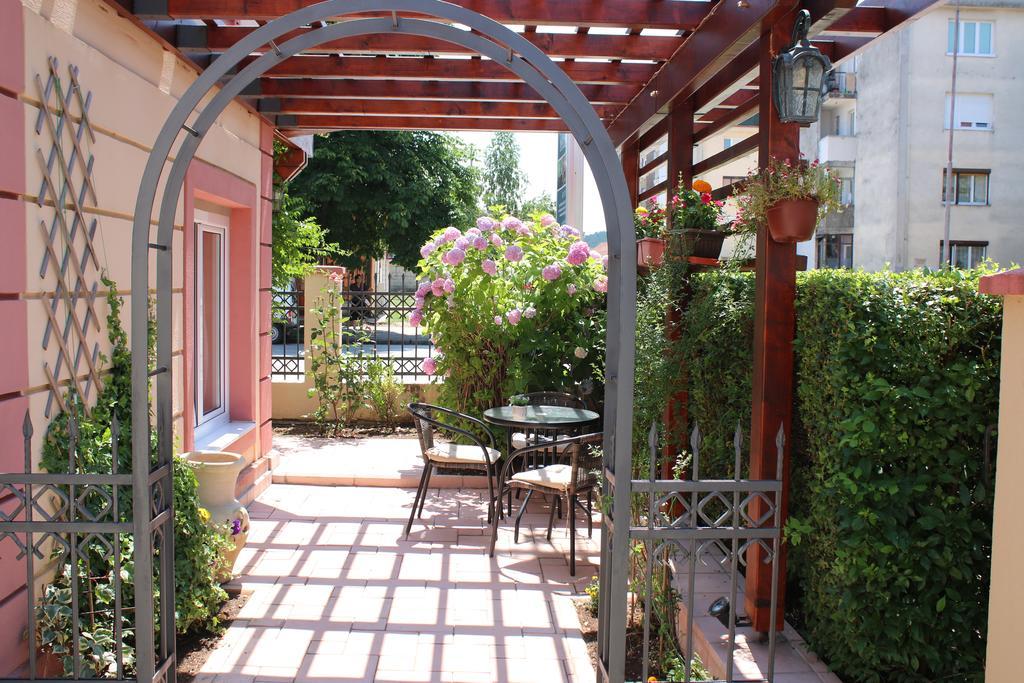 Apartments Dragovic Nikšić Dış mekan fotoğraf