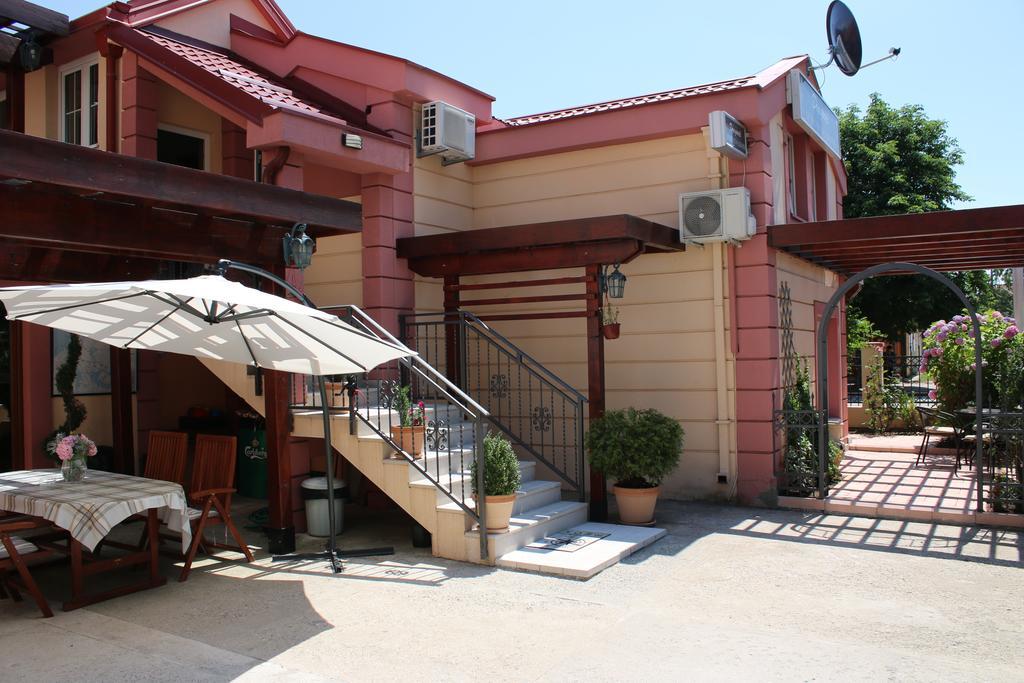 Apartments Dragovic Nikšić Dış mekan fotoğraf